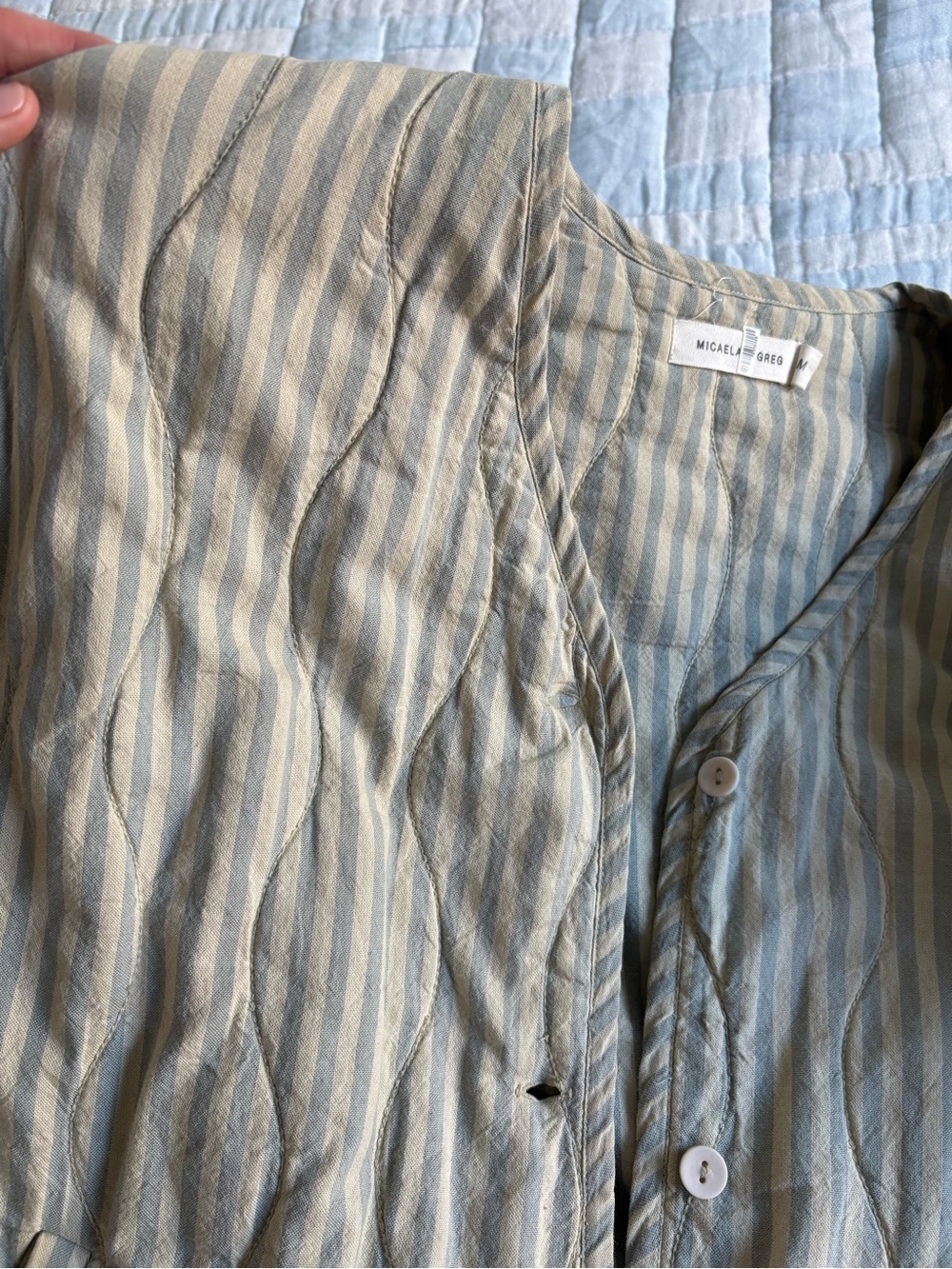 Micaela Greg Muted Striped Quilted Liner size M - Picture 9 of 12